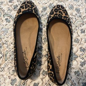 Size 10M Life Stride cheetah print flats with a little heel